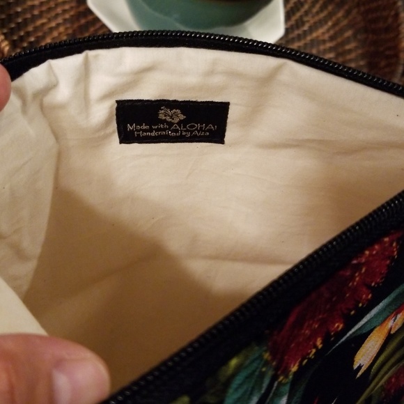 SOLD! Made in Hawaii Fold-Over Clutch - Picture 2 of 4